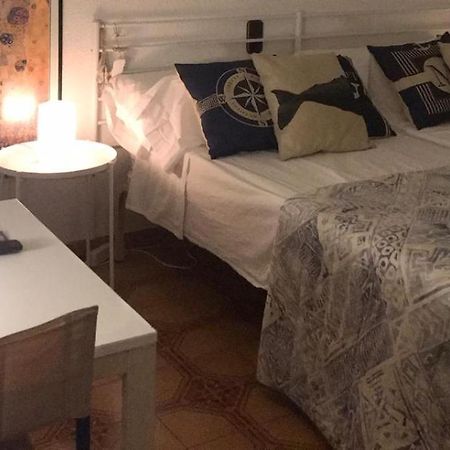 Bed&Coffee - Habitacion En Vivienda Habitual Apartment Santa Pola Bagian luar foto