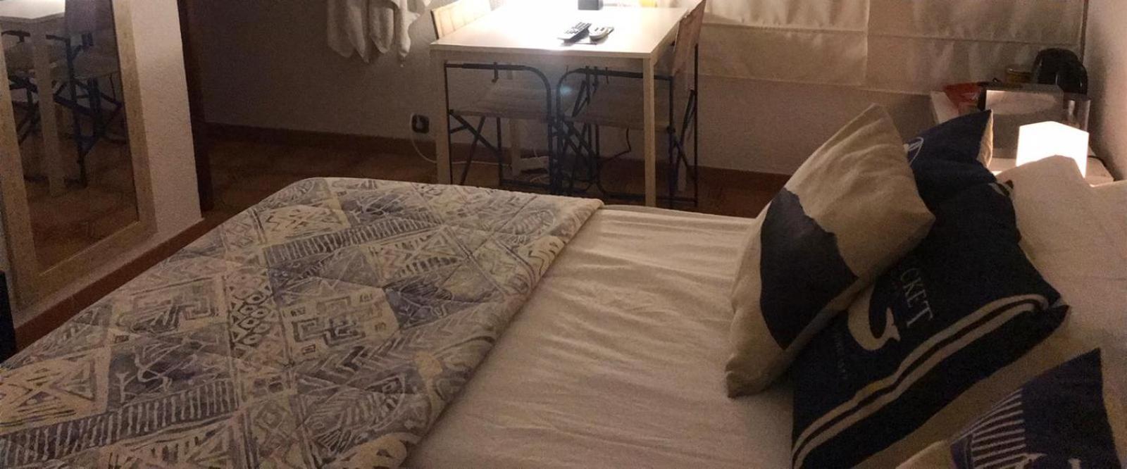 Bed&Coffee - Habitacion En Vivienda Habitual Apartment Santa Pola Bagian luar foto
